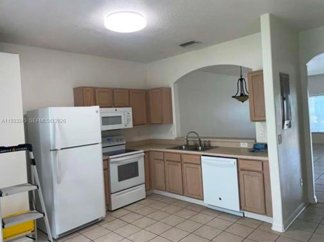 3410 High Hampton Cir #3410 - Photo 4 of 17