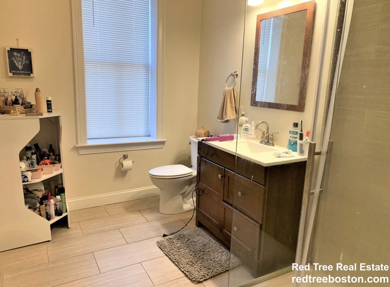 5 Wigglesworth St #2 - Photo 7 of 14