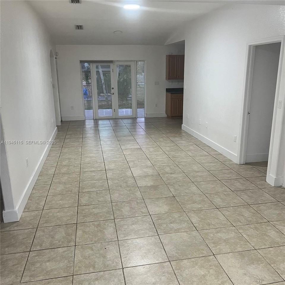 11896 Sw 224th St - Photo 3 of 13