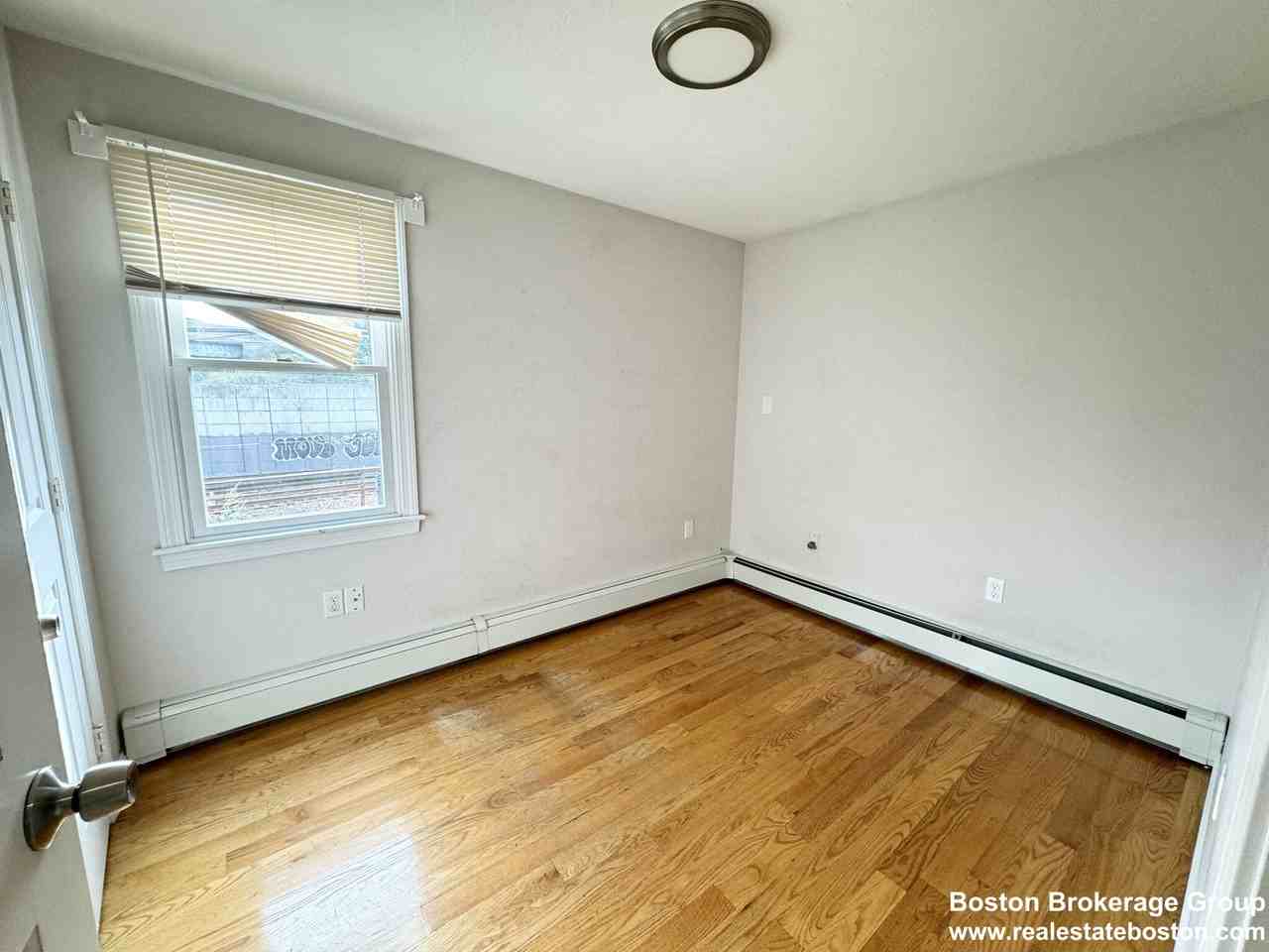 185 Sydney St #1 - Photo 6 of 10