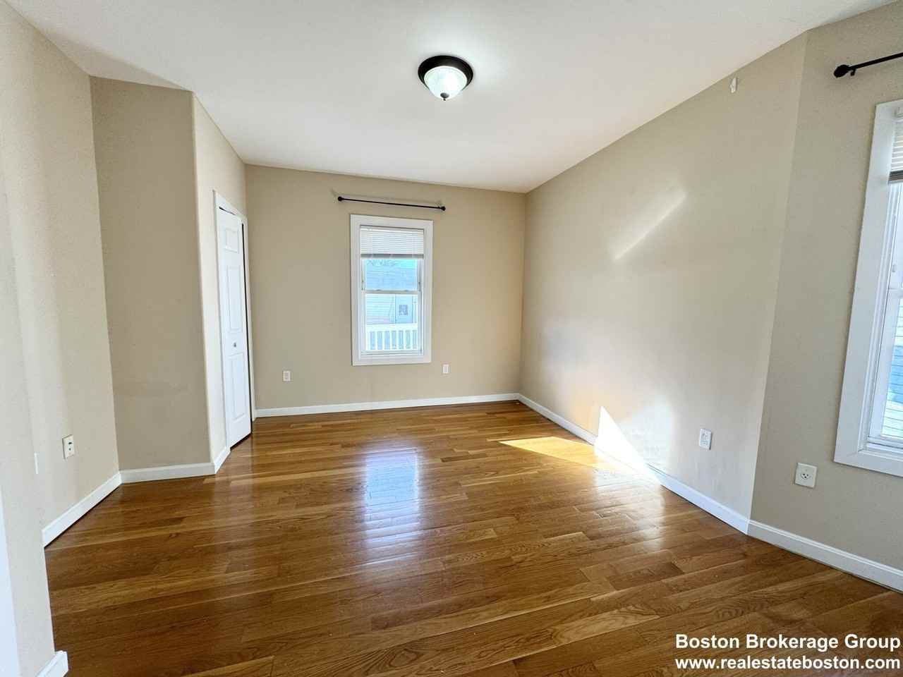 25 Sudan St #3 - Photo 4 of 11