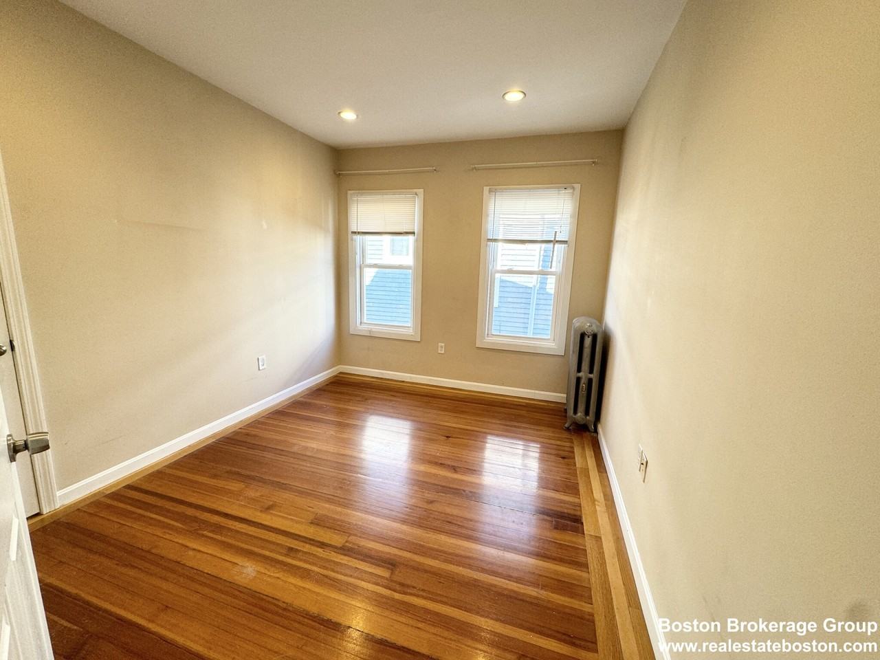 25 Sudan St #3 - Photo 7 of 11