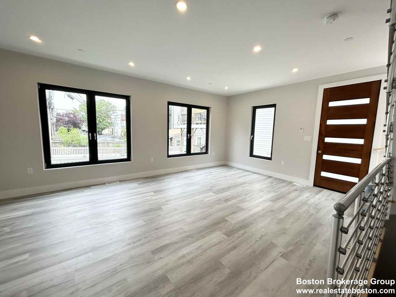 5 W 3rd Street Pl #REAR - Photo 6 of 25