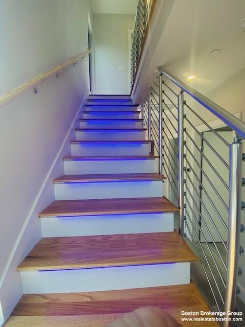 5 W 3rd Street Pl #REAR - Photo 7 of 25