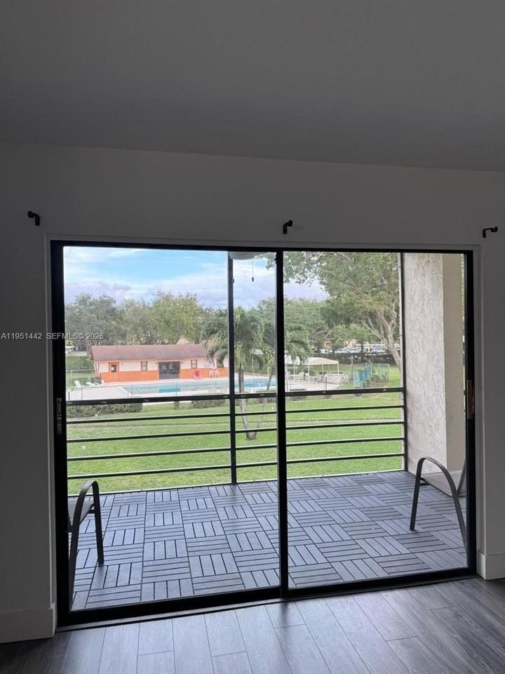 5917 Via Vermilya #203 - Photo 2 of 28