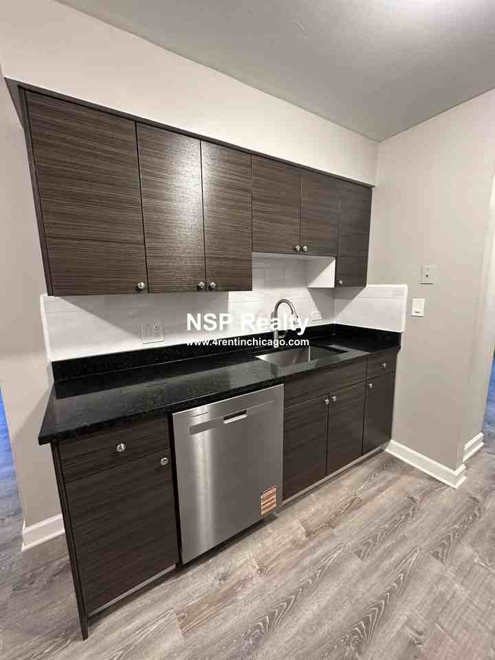 430 W Stevens Dr #201