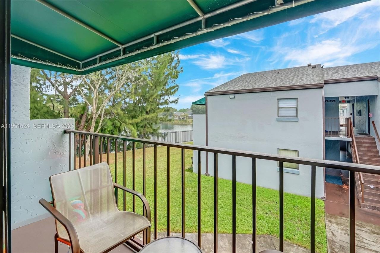 7411 Sw 152nd Ave #6-206 - Photo 2 of 10