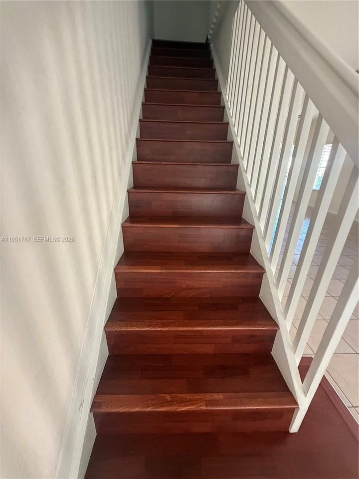 10776 Nw 84th Ln #1-30 - Photo 5 of 7