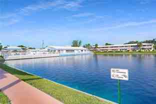 900 Sw 11th Ave #12A - Photo 1 of 1