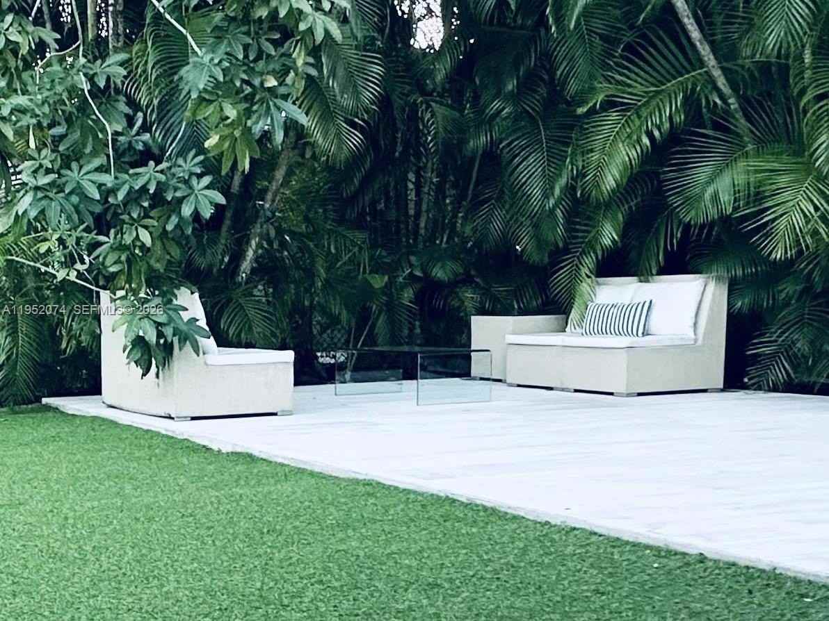 1430 Baracoa Ave - Photo 7 of 25