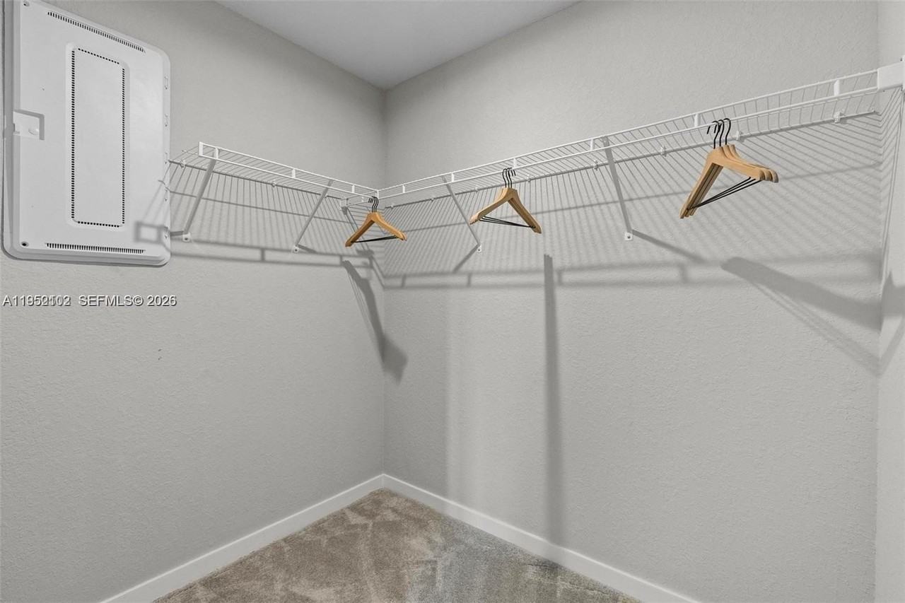 436 Nw 10th Ct #436 - Photo 7 of 23