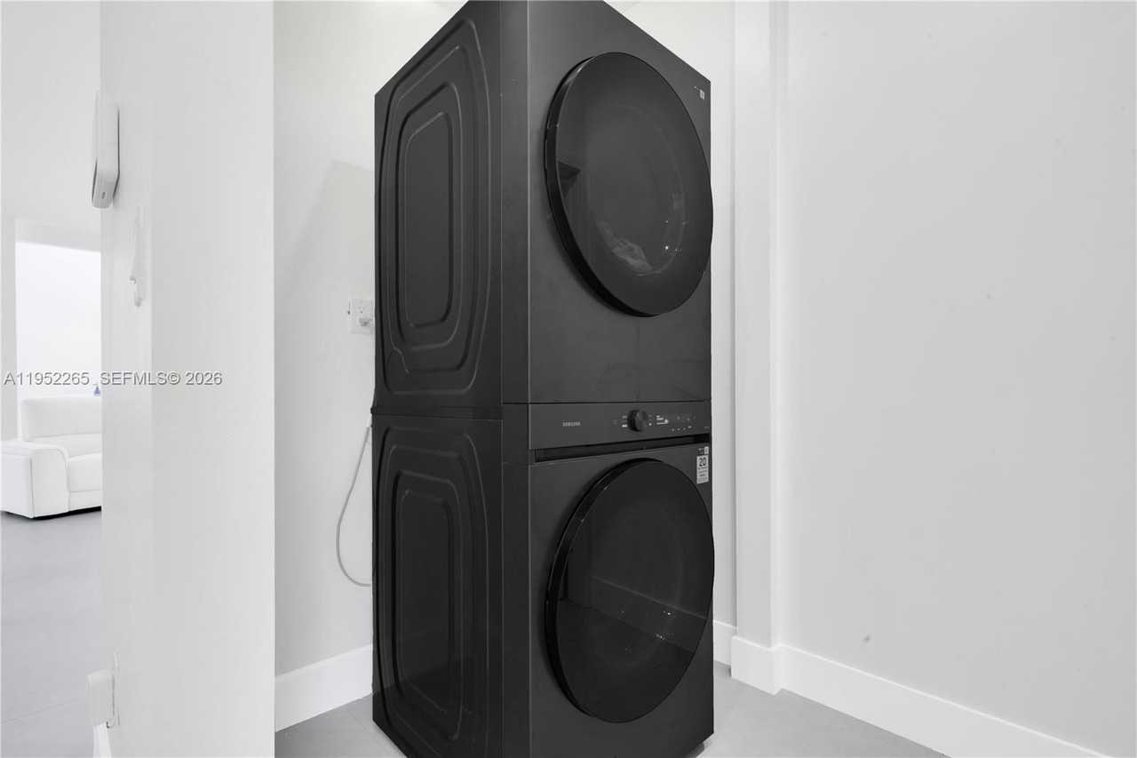 13236 Sw 201st Ter - Photo 7 of 50