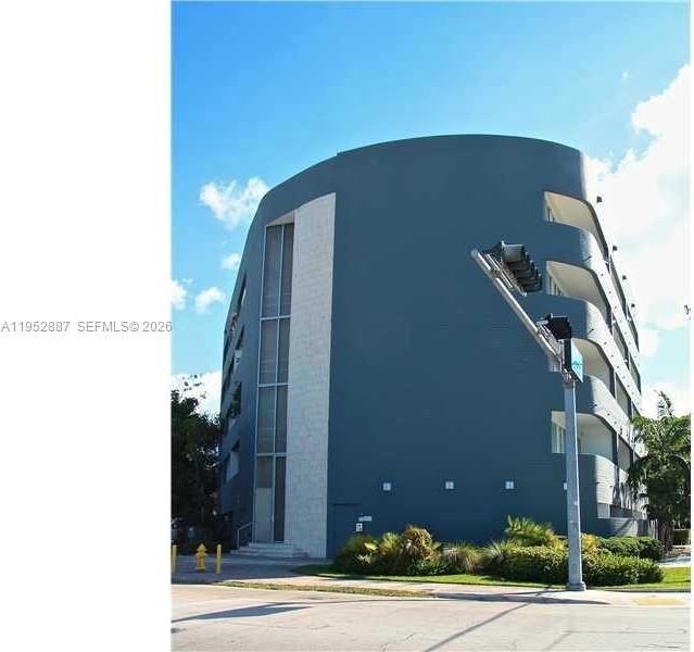 2694 Inagua Ave #303 - Photo 2 of 18