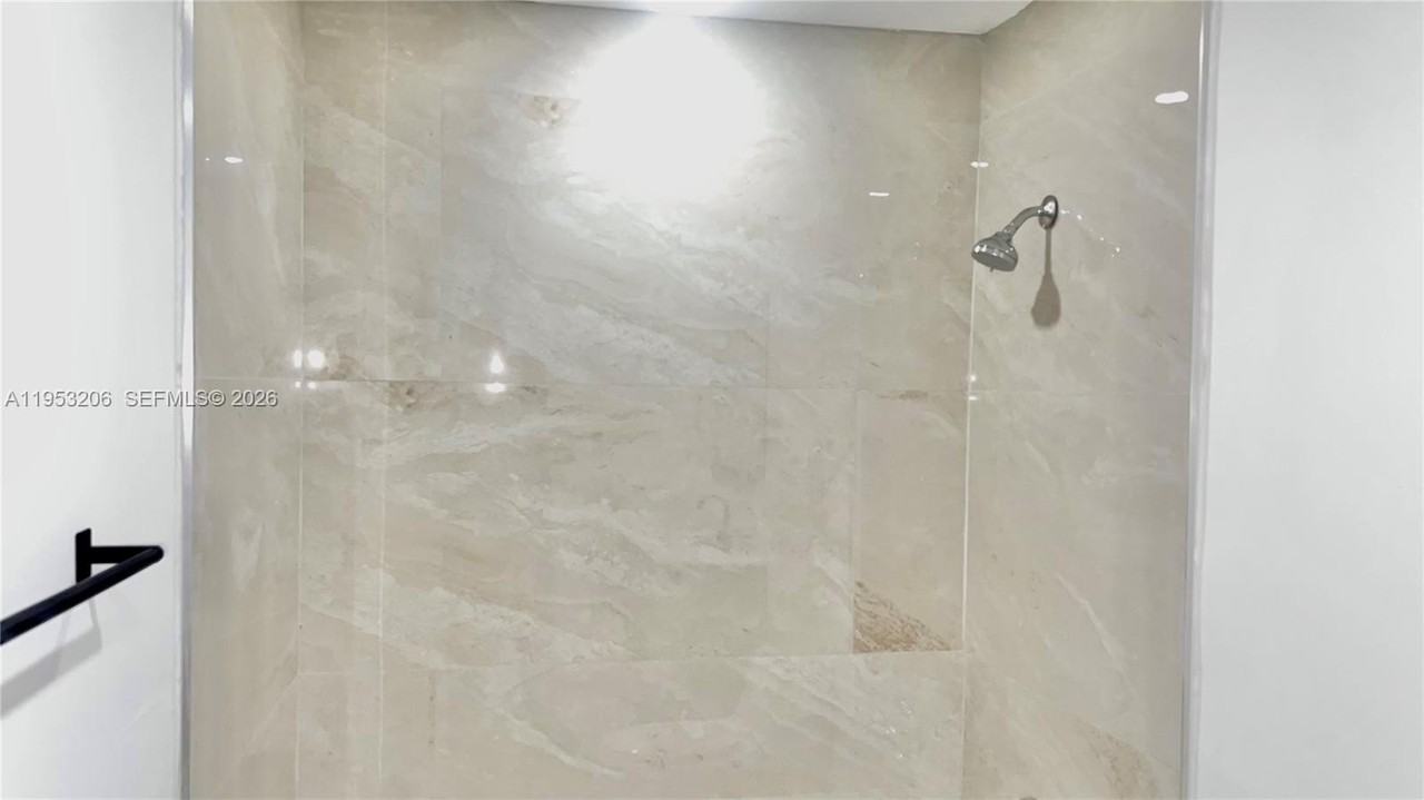 6637 Nw 178th Ter - Photo 7 of 16