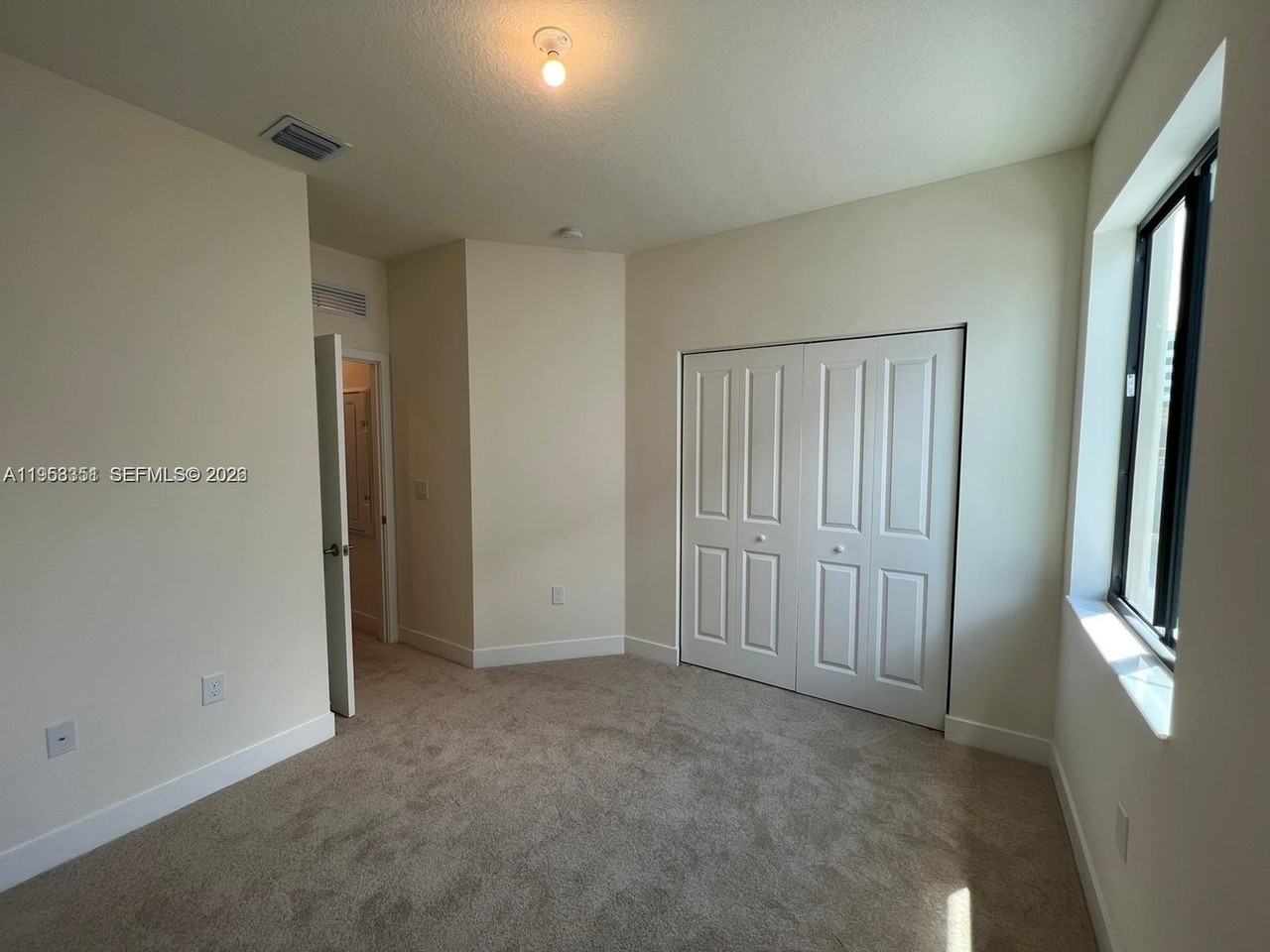 4622 Nw 83rd Path #0 - Photo 6 of 13
