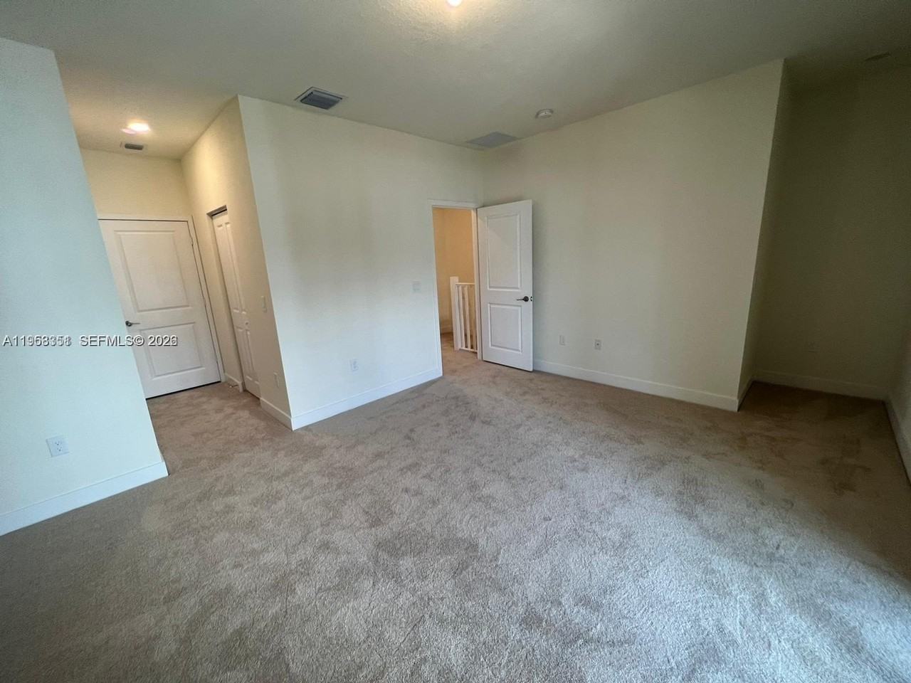 4622 Nw 83rd Path #0 - Photo 7 of 13