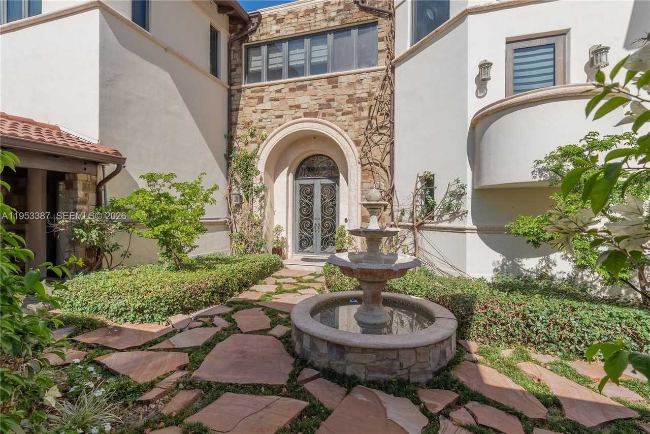 9801 Sw 60th Ct - Photo 7 of 50