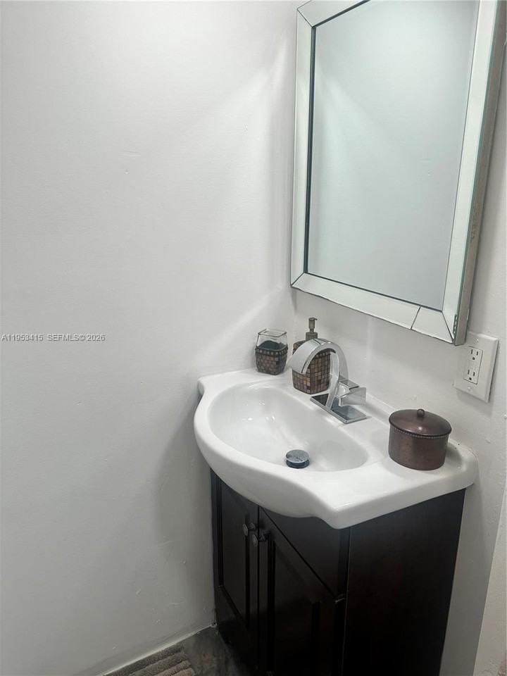 1044 Sw 145th Ct #NA - Photo 4 of 14