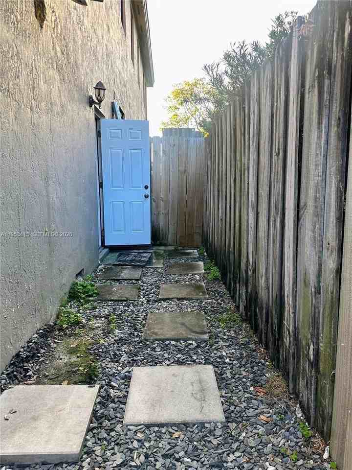 1044 Sw 145th Ct #NA - Photo 6 of 14