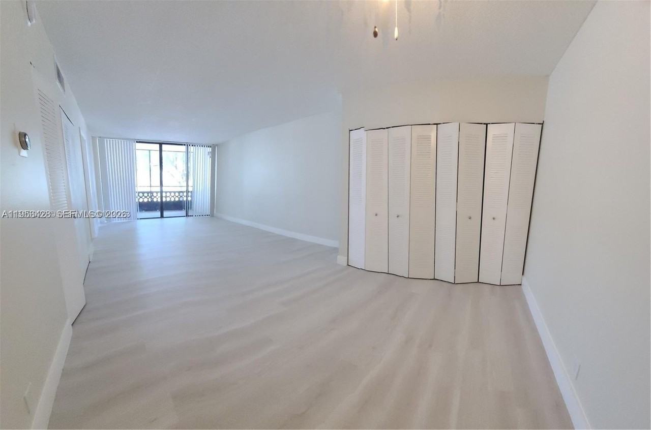 4222 Inverrary Blvd #4108