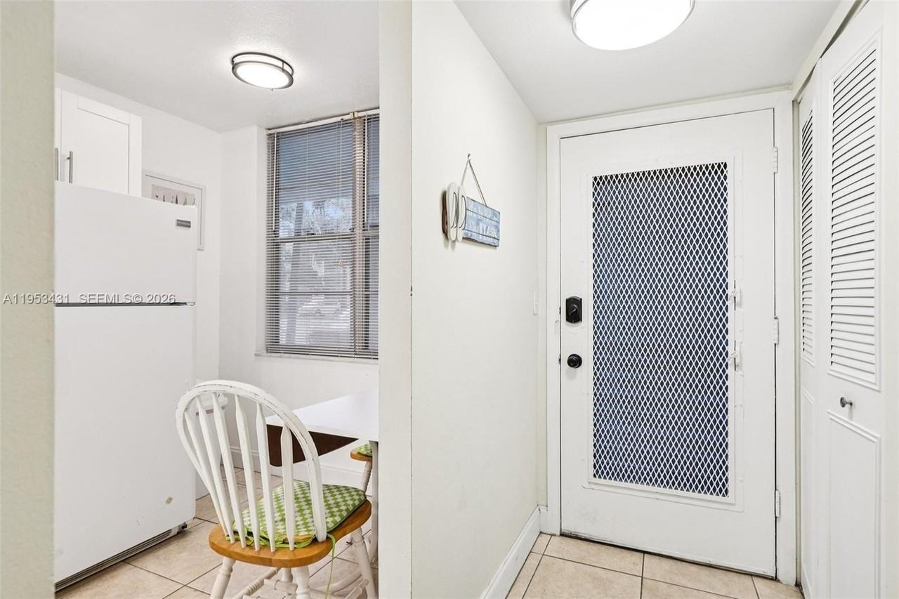 2900 Nw 48th Ter #115 - Photo 4 of 30