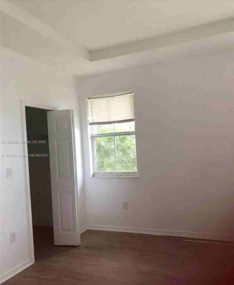 27550 Sw 138th Path #0 - Photo 6 of 14