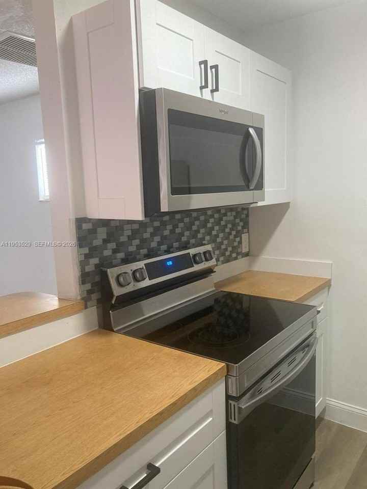 35 Crossings Cir #H - Photo 6 of 15