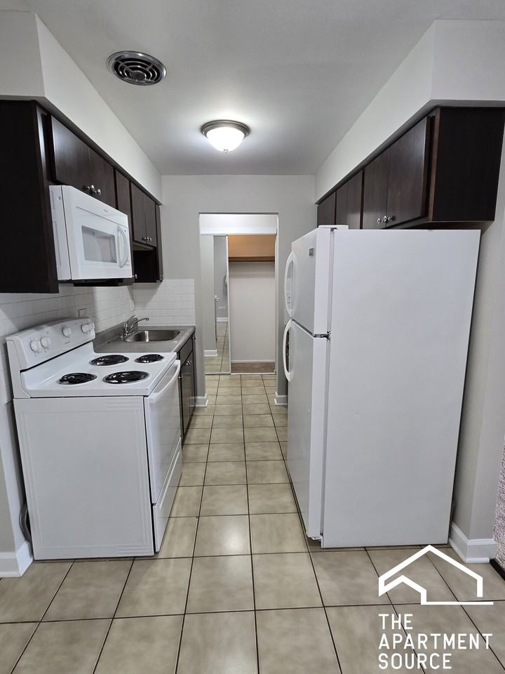 7300 W North Ave #2K - Photo 2 of 16