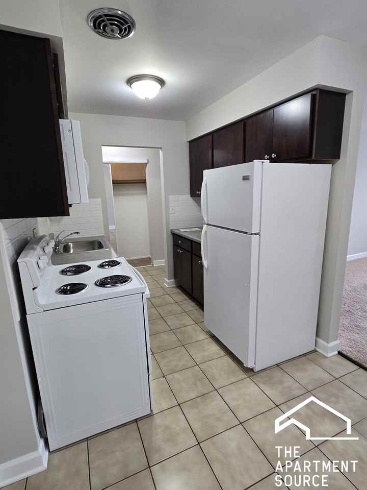 7300 W North Ave #2K - Photo 3 of 16