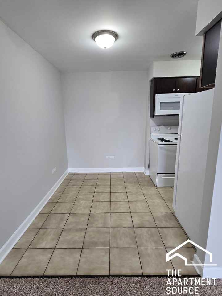 7300 W North Ave #2K - Photo 4 of 16