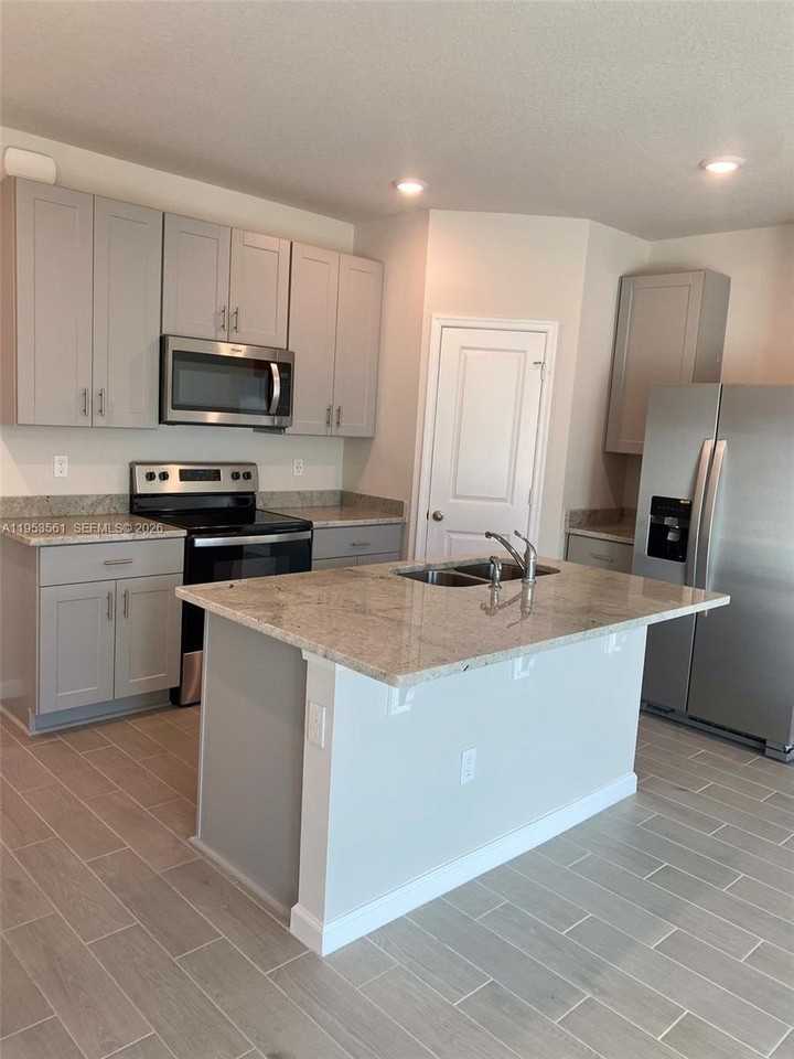 5629 Mentmore Dr #0 - Photo 3 of 29