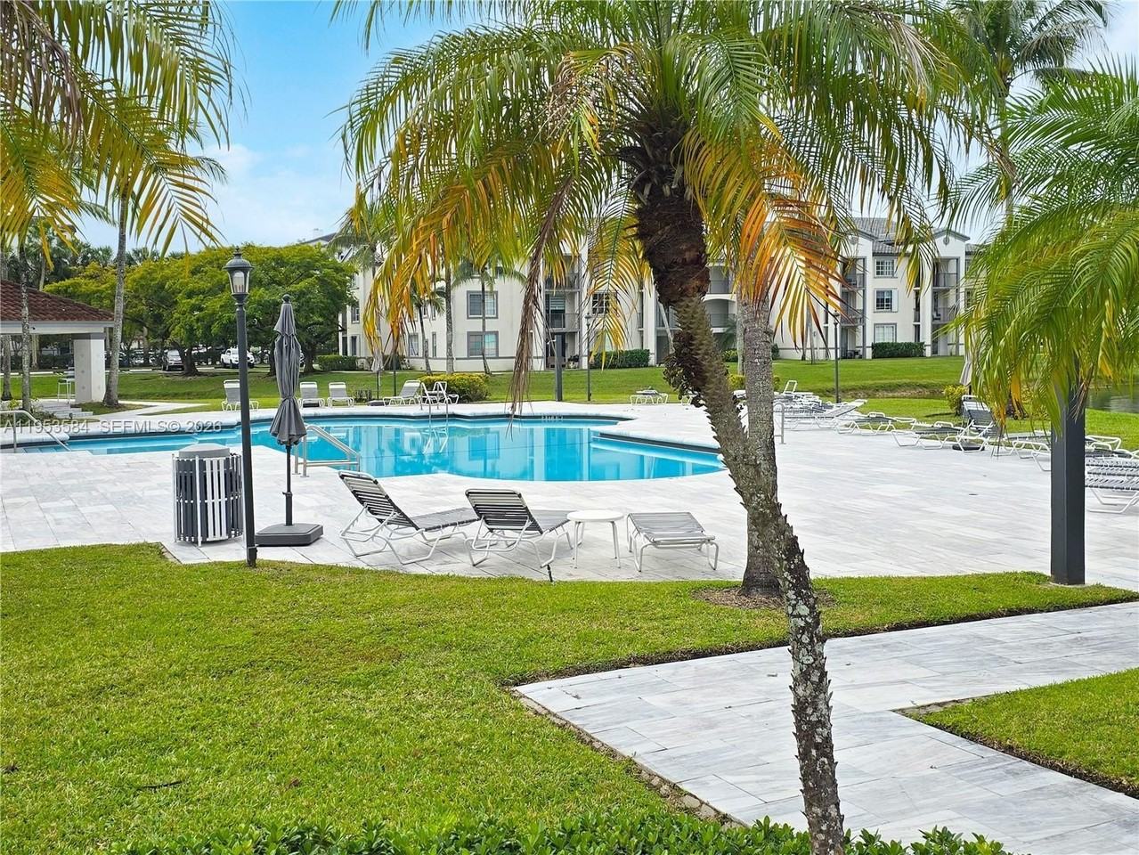 4460 Nw 107th Ave #304-8 - Photo 3 of 22