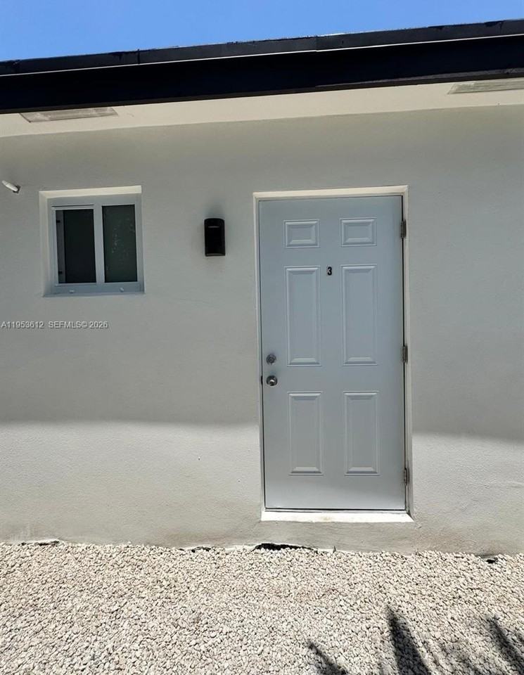 11000 Sw 47th Ter #3 - Photo 2 of 12