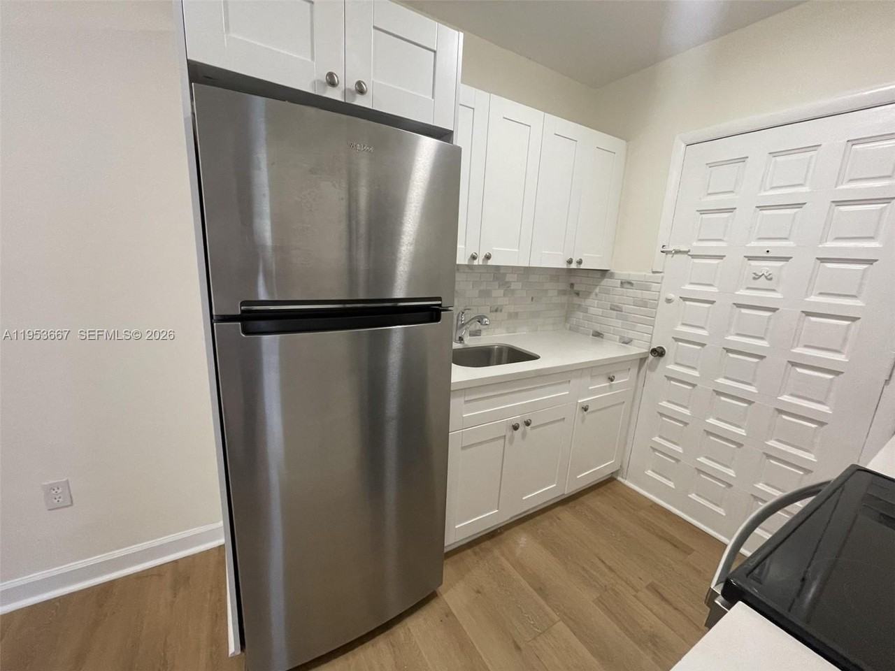 218 Santillane Ave #8 - Photo 7 of 18