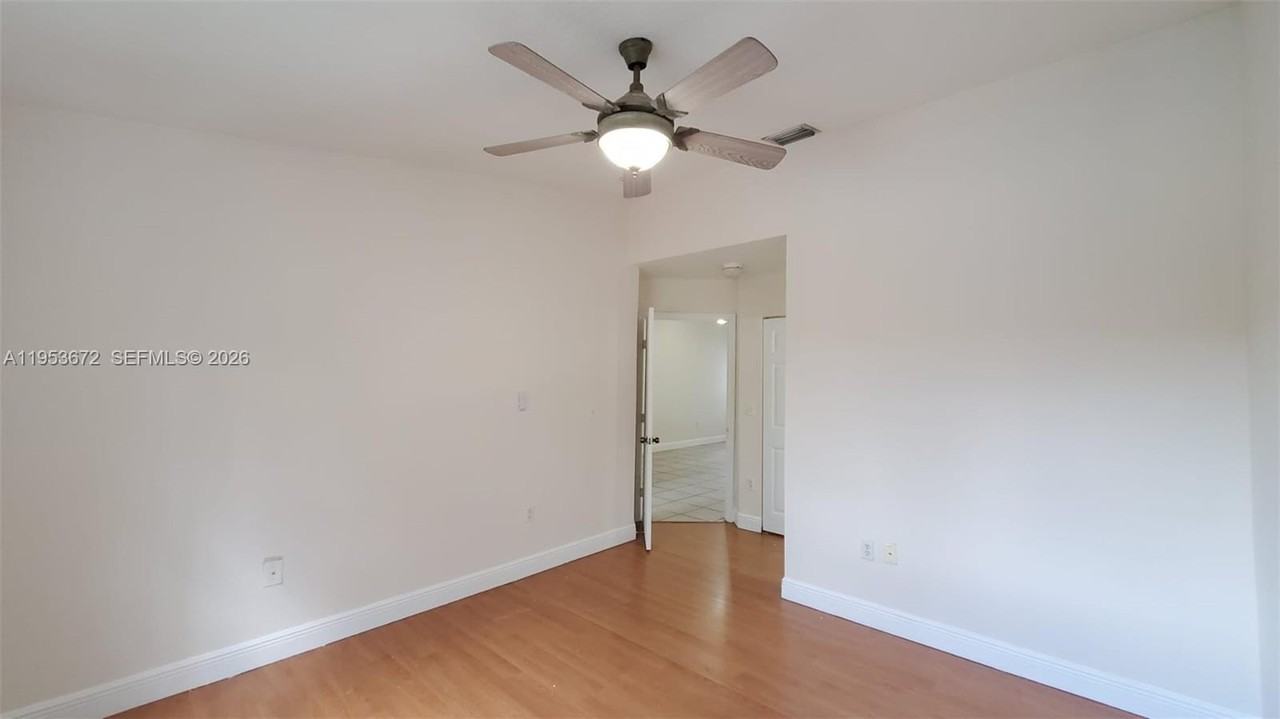 640 Nw 79th Ave #202 - Photo 6 of 13