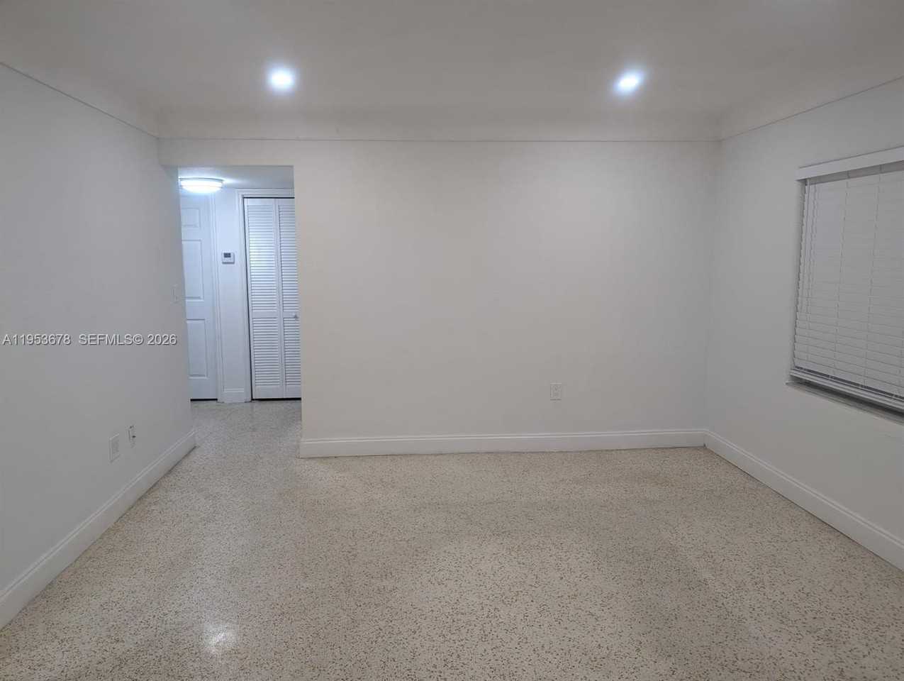 2355 Nw 9th St #0 - Photo 5 of 16