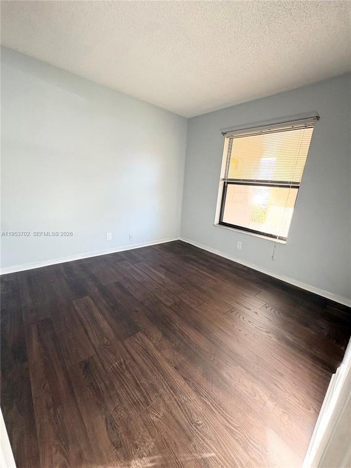 21905 Lake Forest Cir #104 - Photo 6 of 10