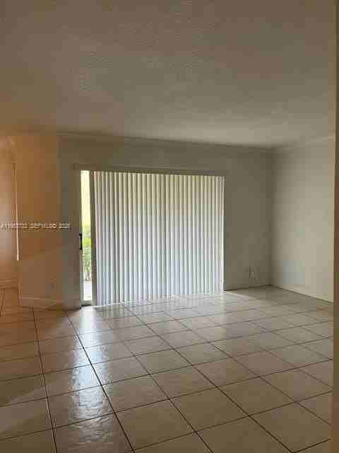 908 Coral Club Dr #908 - Photo 3 of 15