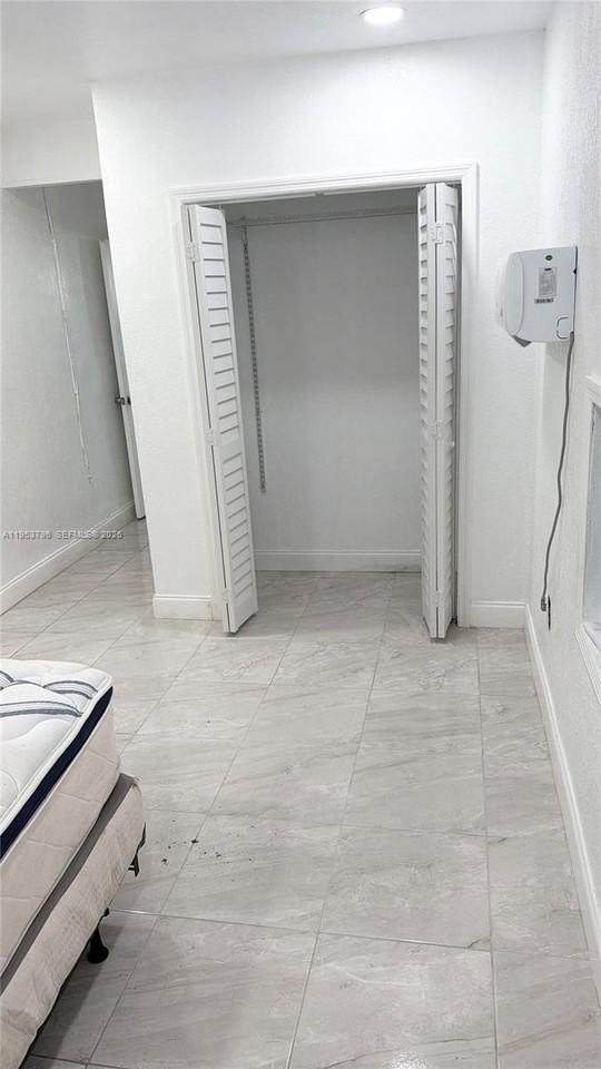 5245 Nw 192nd Ln #1 - Photo 4 of 8