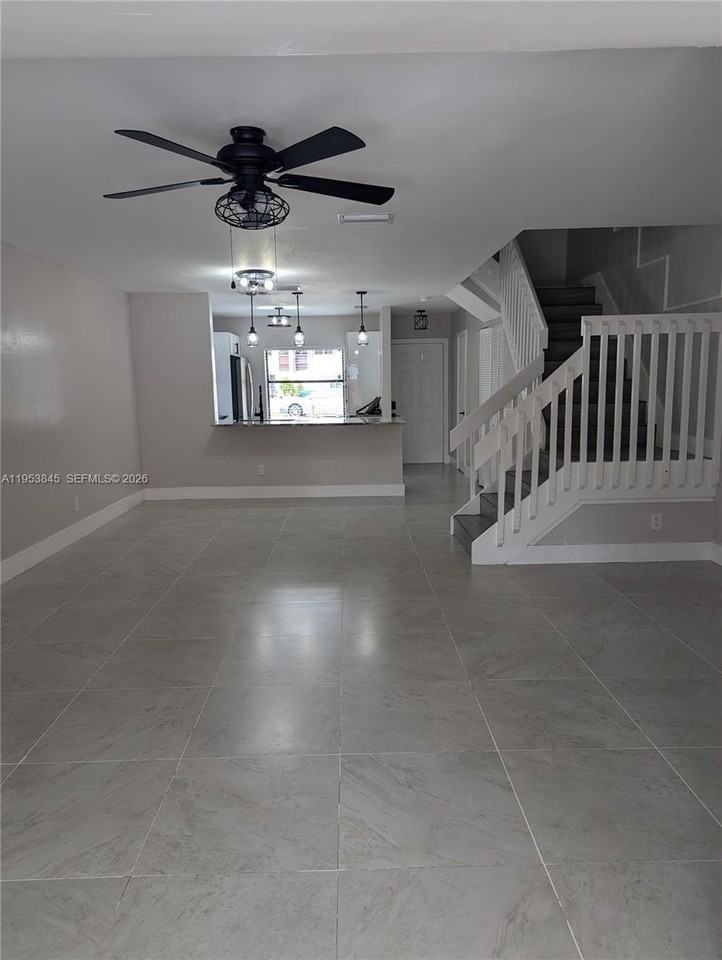 641 Nw 105th Way #641 - Photo 7 of 29