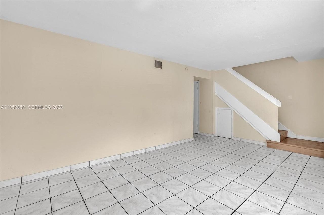 3750 Sw 60th Ter #1 - Photo 7 of 50