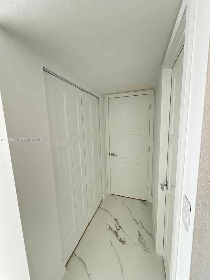 16850 S Glades Dr #4J - Photo 7 of 14