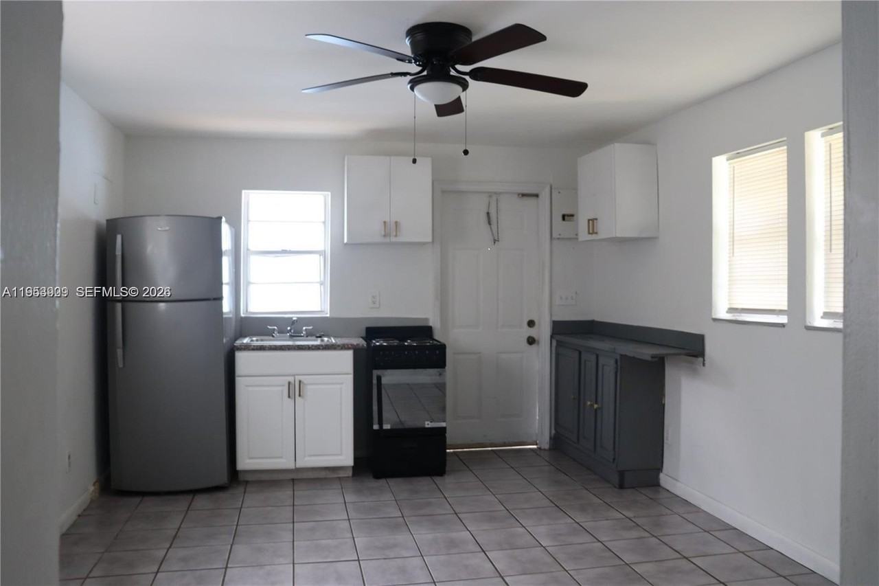 5743 Lincoln St #2 - Photo 2 of 5