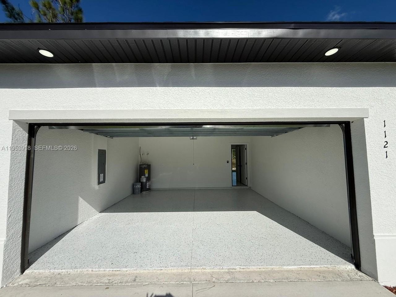 1121 Florence St E #1121 - Photo 5 of 31