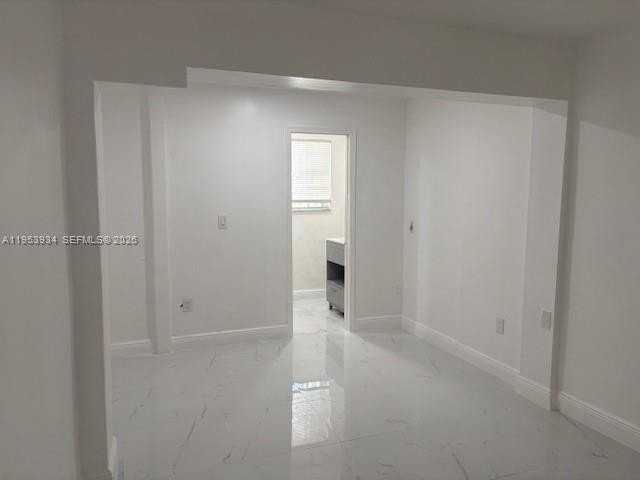 2993 Nw 191st Ter - Photo 5 of 7