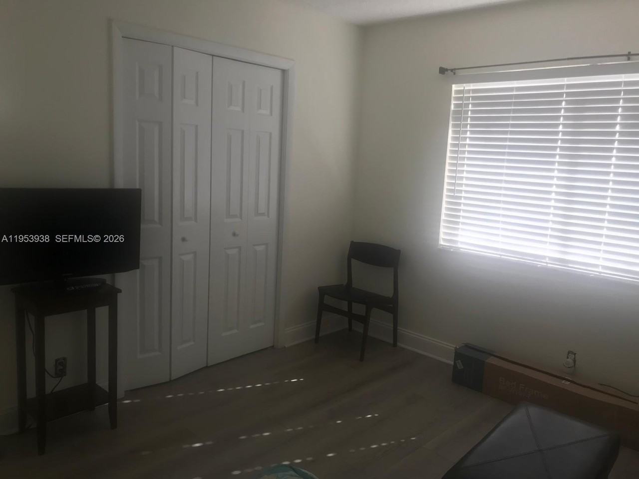 195 Lakeview Dr #104 - Photo 2 of 8