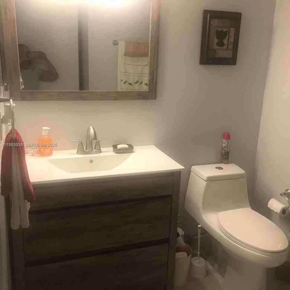 195 Lakeview Dr #104 - Photo 6 of 8