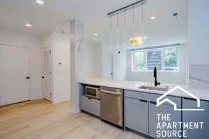 featured image of 3821 N Ashland Ave #102