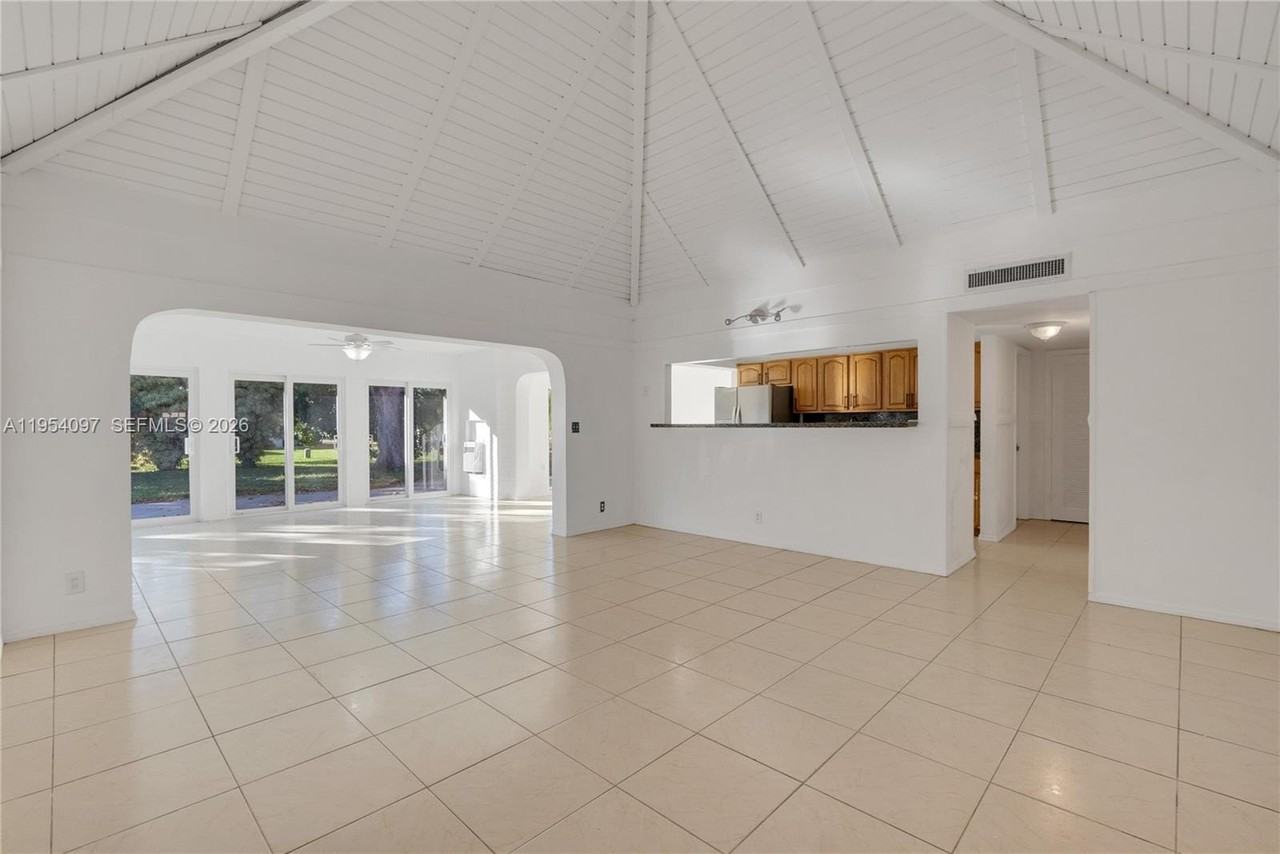 5505 Bluejack Oak Cir - Photo 3 of 14