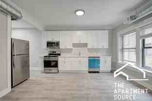 6517 N Newgard Ave #1B - Photo 1 of 1